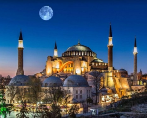 İSTANBUL'LU MEDYUM HOCA