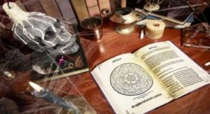 Dolunay Gecesi Bağlama Büyüsü